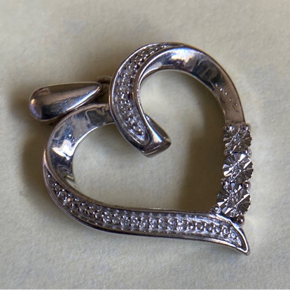 Beautiful Solid Sterling Silver Heart Diamond Clu… - image 3